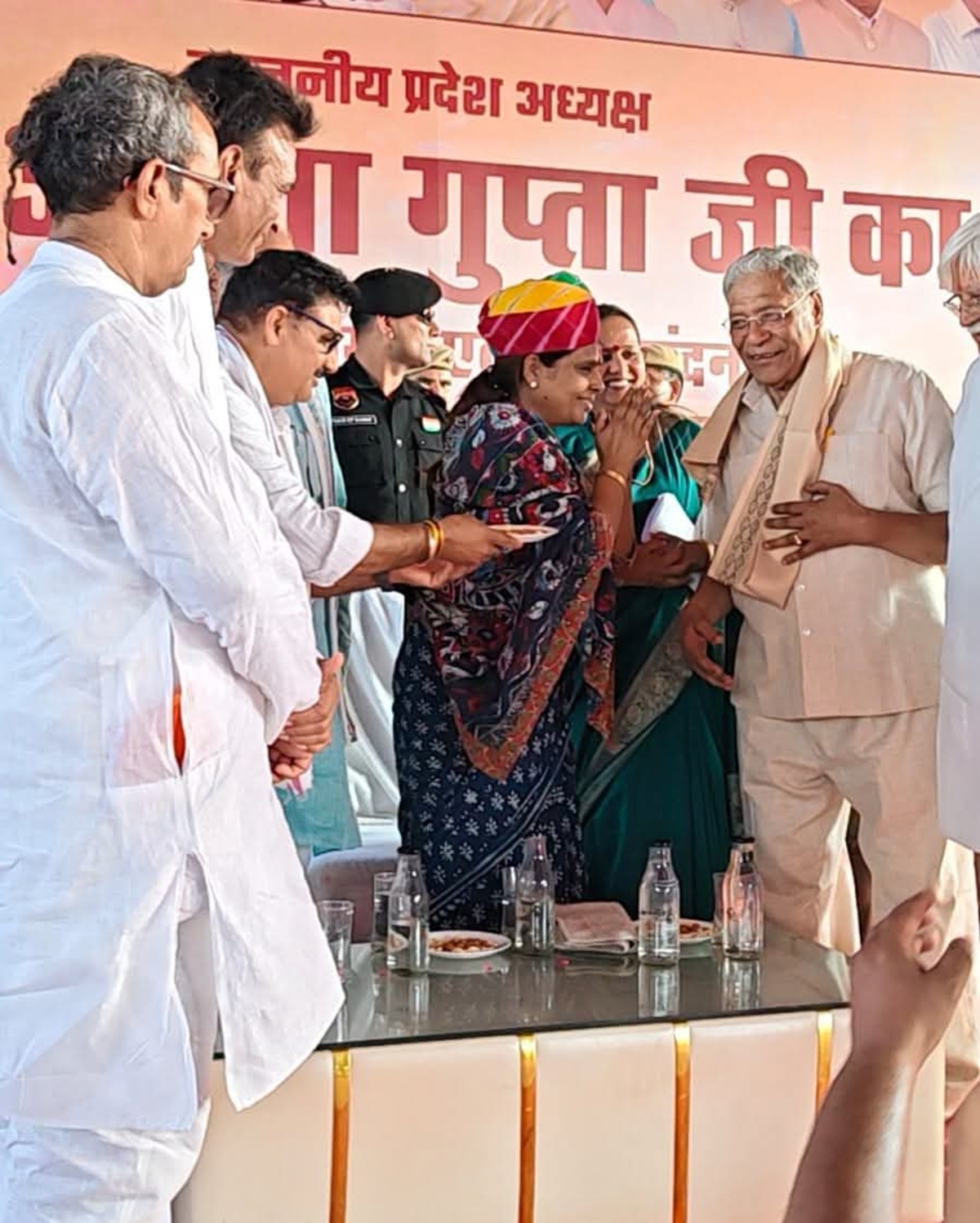 प्रदेश अध्यक्ष डॉ. अर्चना गुप्ता के रेवाड़ी आगमन पर ऐतिहासिक और भव्य स्वागत किया गया।