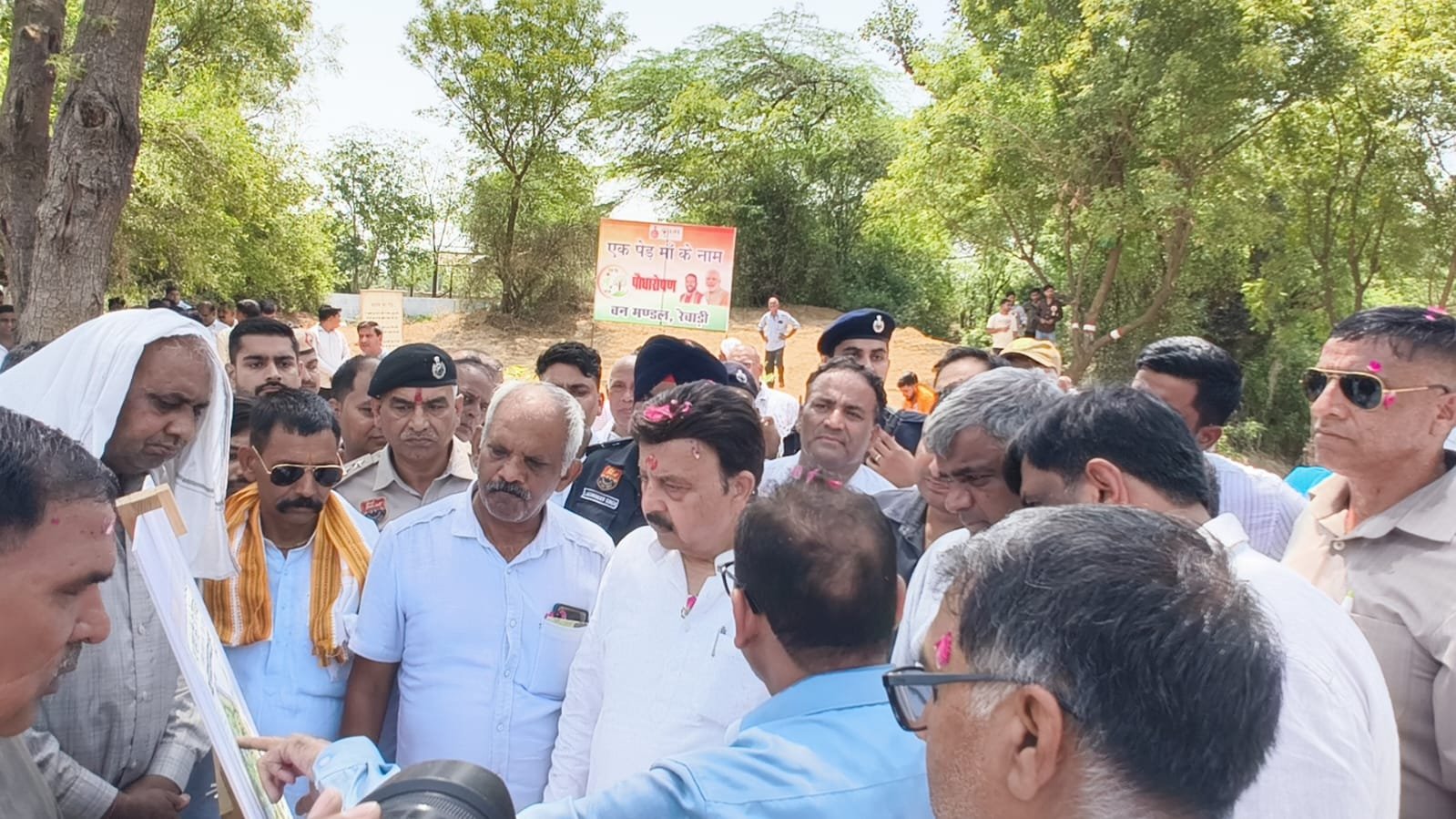 Breaking News: हरियाणा में पर्यावरण और रोजगार की बड़ी सौगात: मंत्री राव नरबीर सिंह ने किया जैव विविधता पार्क का शिलान्यास