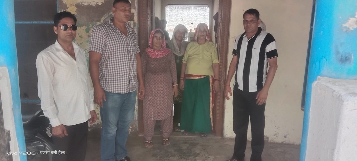 Breaking News: रेवाड़ी पुलिस ने ग्रामीणों को दिलाई नशे से दूर रहने की शपथ