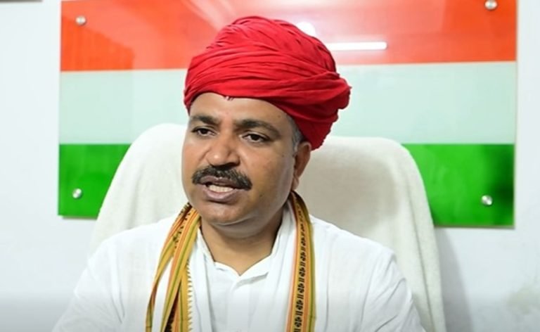 Political News: ‘प्राकृतिक आपदा पर सरकार ने मूंद रखी हैं आंखें…’ ओलावृष्टि और मुआवजे को लेकर विपक्ष का बड़ा हमला