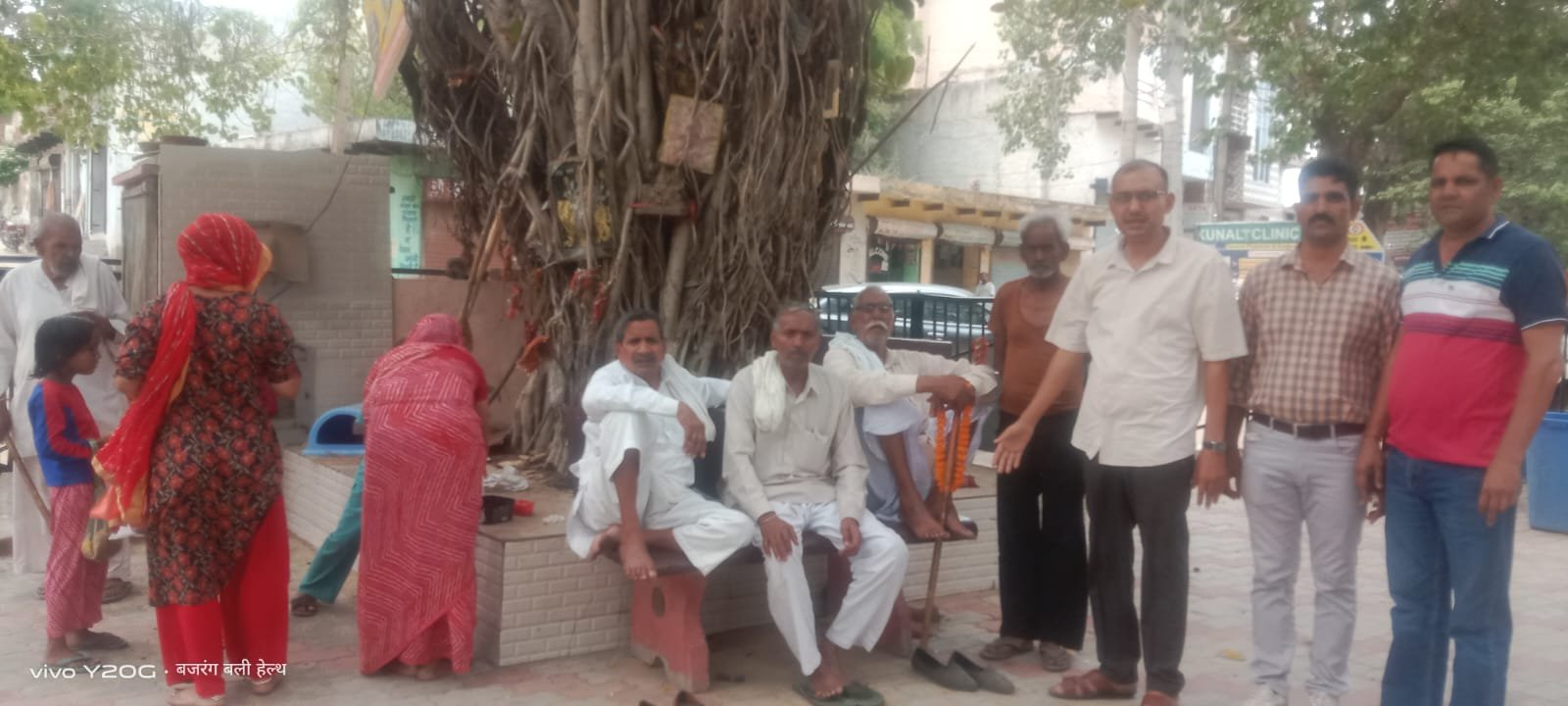 पुलिस निरीक्षक रामपाल के नेतृत्व में गठित नशा मुक्ति टीम ने ग्रामीण इलाकों में 'डोर-टू-डोर' अभियान चलाया।