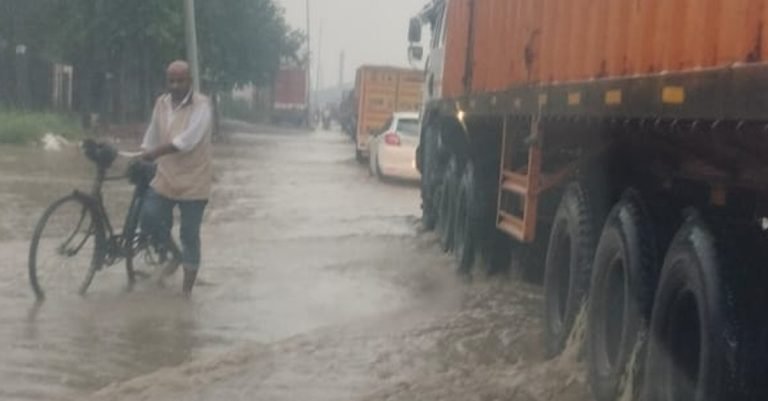दिल्ली जयपुर हाईवे से गुजरने वाले वाहन चालक सावधन!