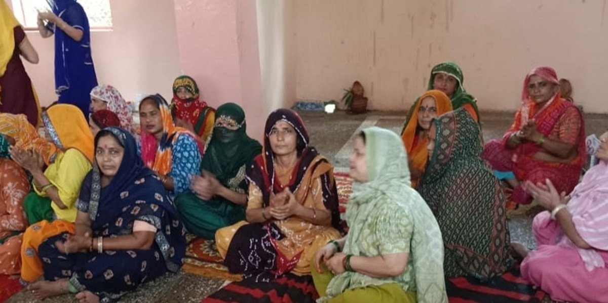 प्राचीन स्वयंभू शिव मंदिर में श्रद्धा और उत्साह के साथ मनाई गई गुरु पूर्णिमा