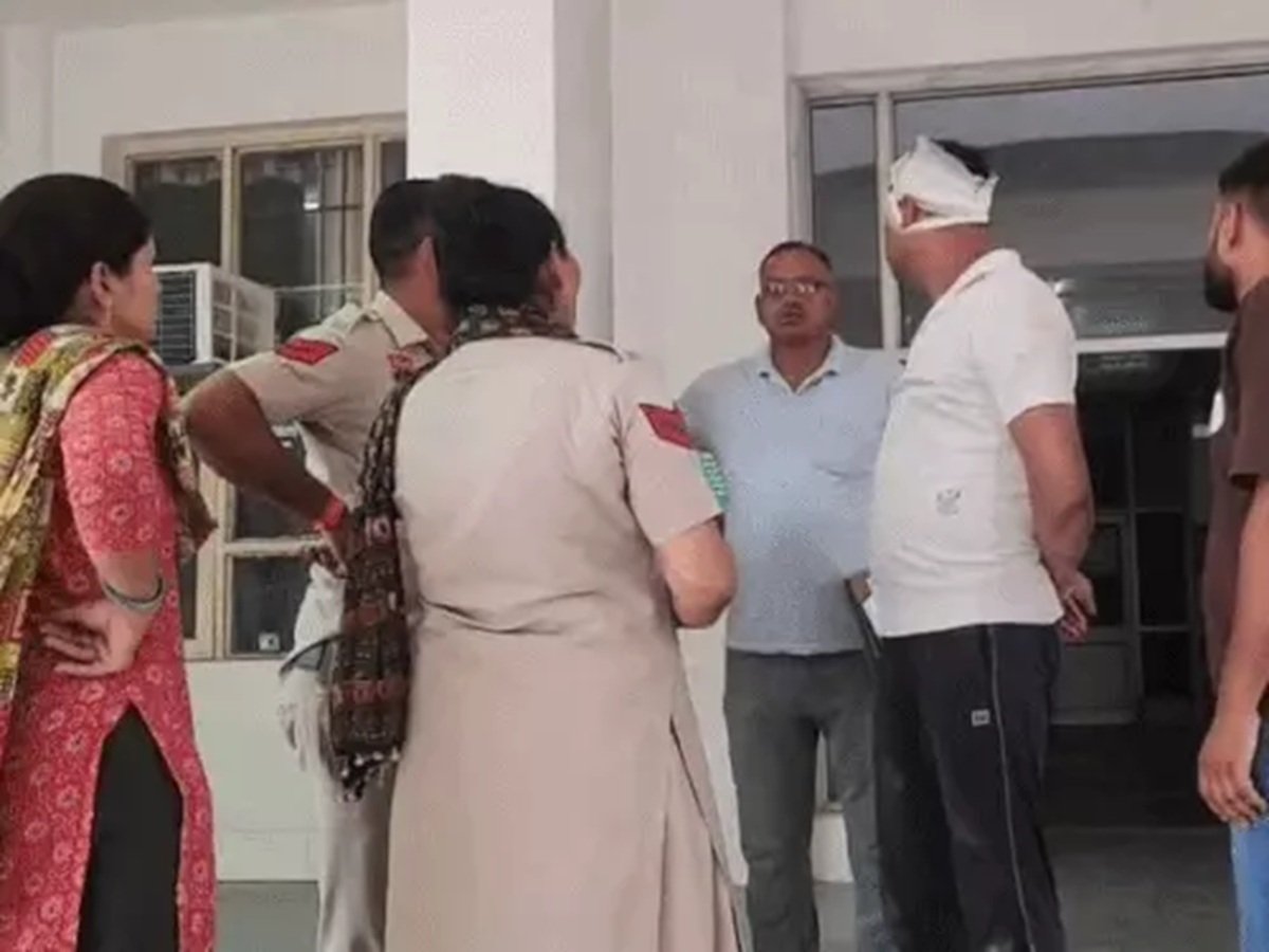 रेवाड़ी के सुंदरेज़ गांव में जमीनी विवाद को लेकर खूनी संघर्ष