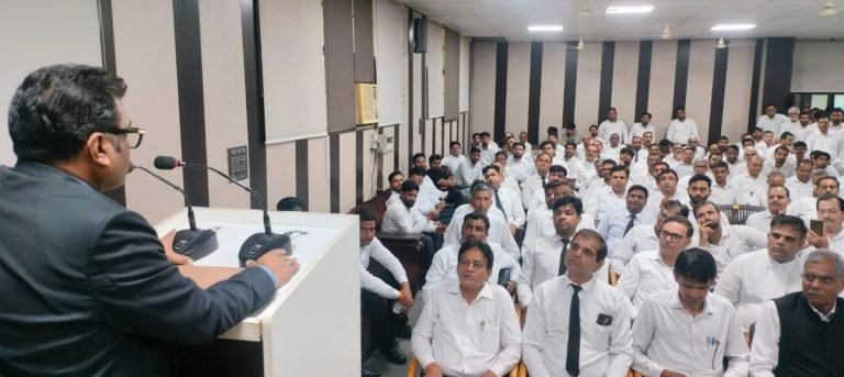 Rewari News: बार को ज्यूडिशरी का हिस्सा समझना चाहिए: न्यायमूर्ति संजय वशिष्ठ