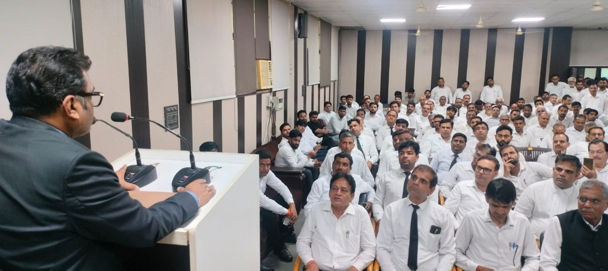 बार को ज्यूडिशरी का हिस्सा समझना चाहिए: न्यायमूर्ति संजय वशिष्ठ