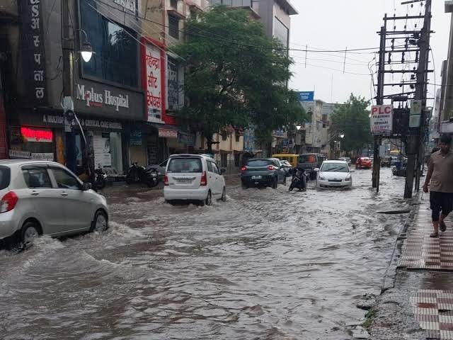 क्यों हर साल मानसून में डूब जाती है रेवाड़ी
