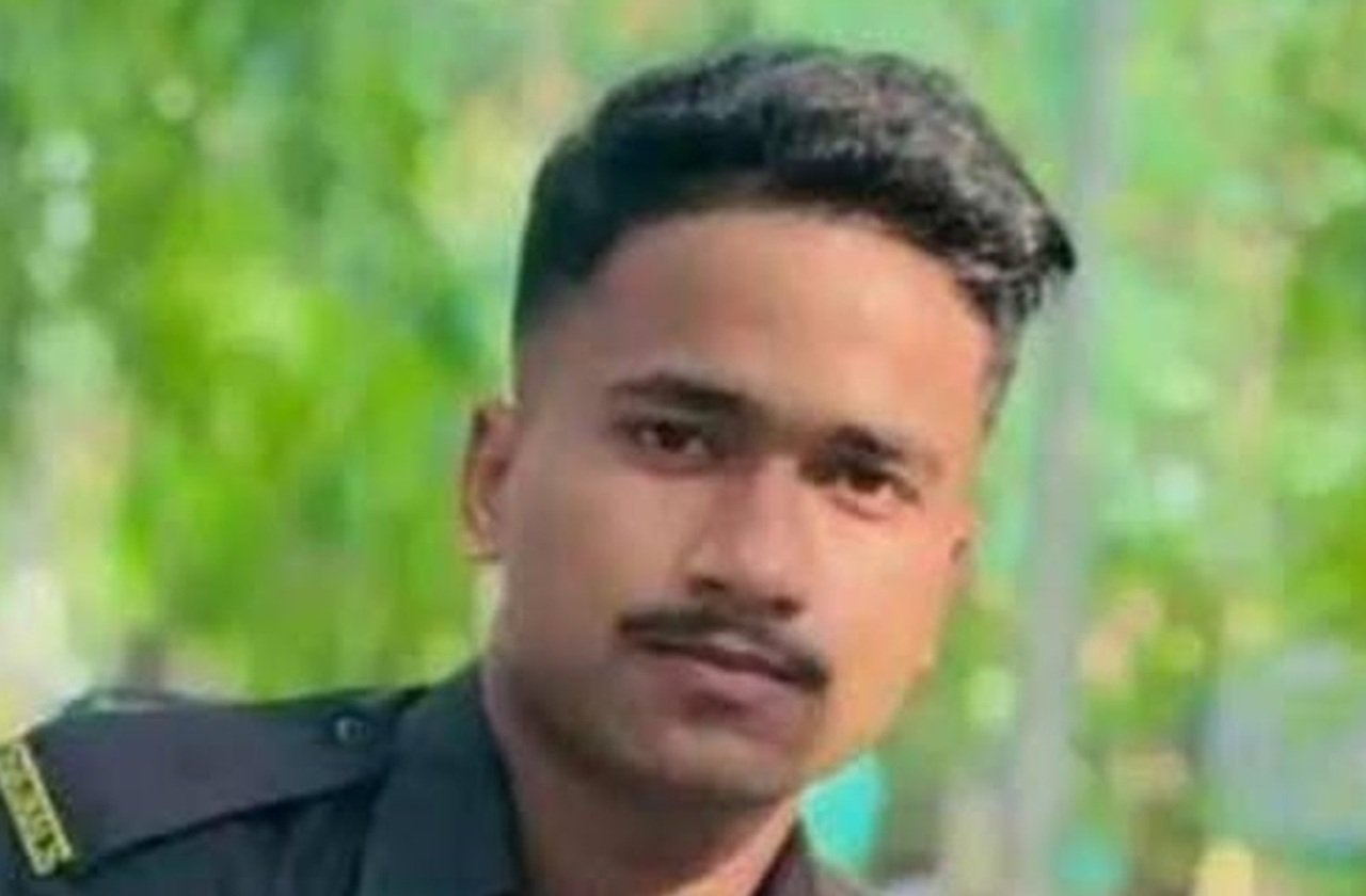 रेवाड़ी का वीर सपूत ध्रुव कुमार प्रयागराज में शहीद