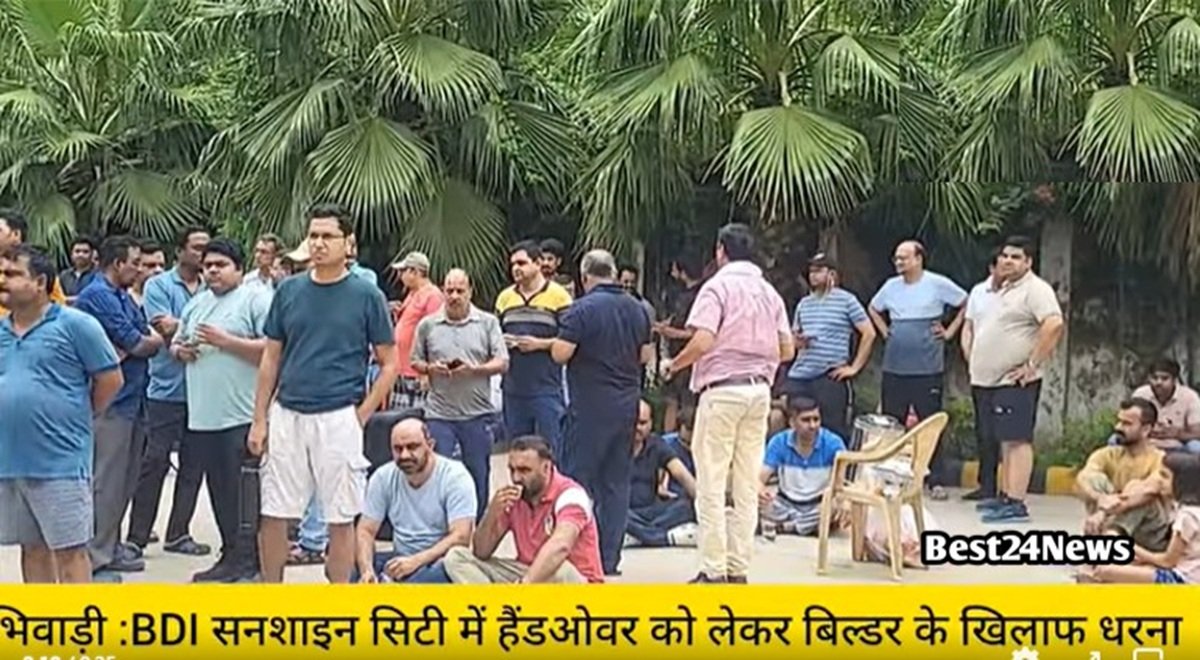 BDI सनशाइन सिटी में हैंडओवर को लेकर बिल्डर के खिलाफ धरना