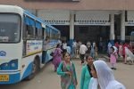 रक्षाबंधन पर मुफ्त यात्रा दावों में सिमटी: रेवाड़ी में घंटों इंतजार के बाद भी नहीं मिली जगह, प्राइवेट बसों की रही चांदी