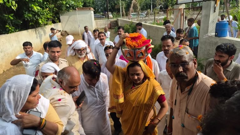 गुरुग्राम से चली भव्य कलश यात्रा का धारूहेड़ा में हुआ स्वागत