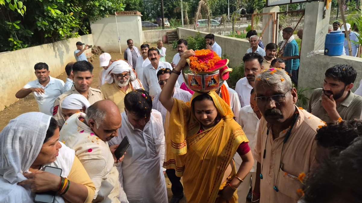 गुरुग्राम से चली भव्य कलश यात्रा का धारूहेड़ा में हुआ स्वागत