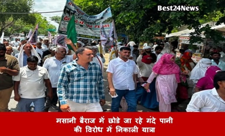 धारूहेड़ा के निखरी में 5 फीट खोदते ही निकलता है हरा गंदा पानी, गंदे पानी के खिलाफ सड़कों पर उतरे लोग
