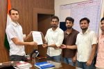 विश्वविद्यालय की सुरक्षा व्यवस्था मजबूत करने को लेकर एक  ज्ञापन सौंपा