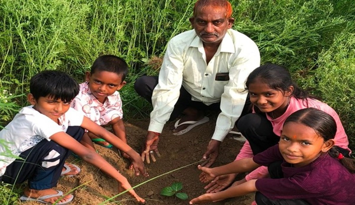 महाशिवरात्रि पर गांव राजपुरा में आस्था और पर्यावरण का संदेश