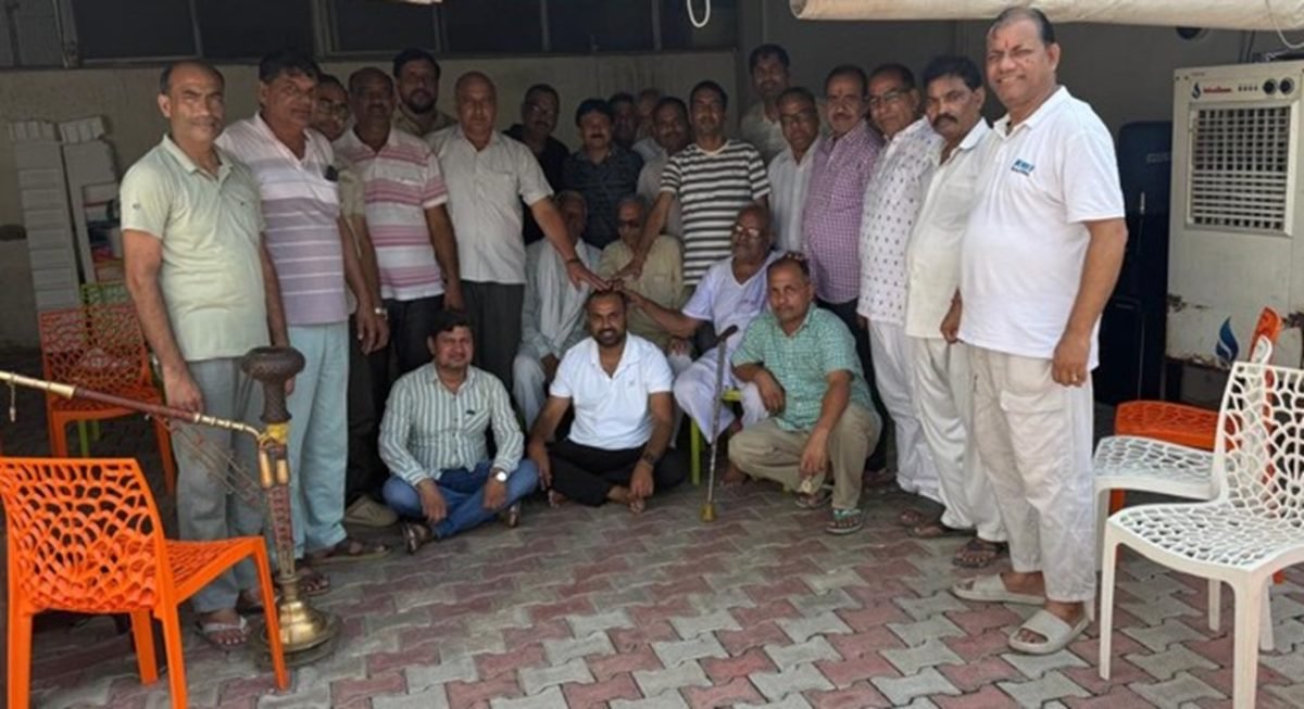धारूहेड़ा (Best24News): सेक्टर 4A धारूहेड़ा में निवासियों की एक महत्वपूर्ण बैठक सरंक्षक चंद्र बोस की अध्यक्षता में संपन्न हुई।