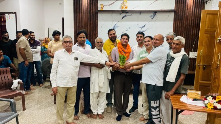 Rewari News : कुलदीप यादव बने कार्यपालक अभियंता, गांव पहुंचने पर हुआ स्वागत