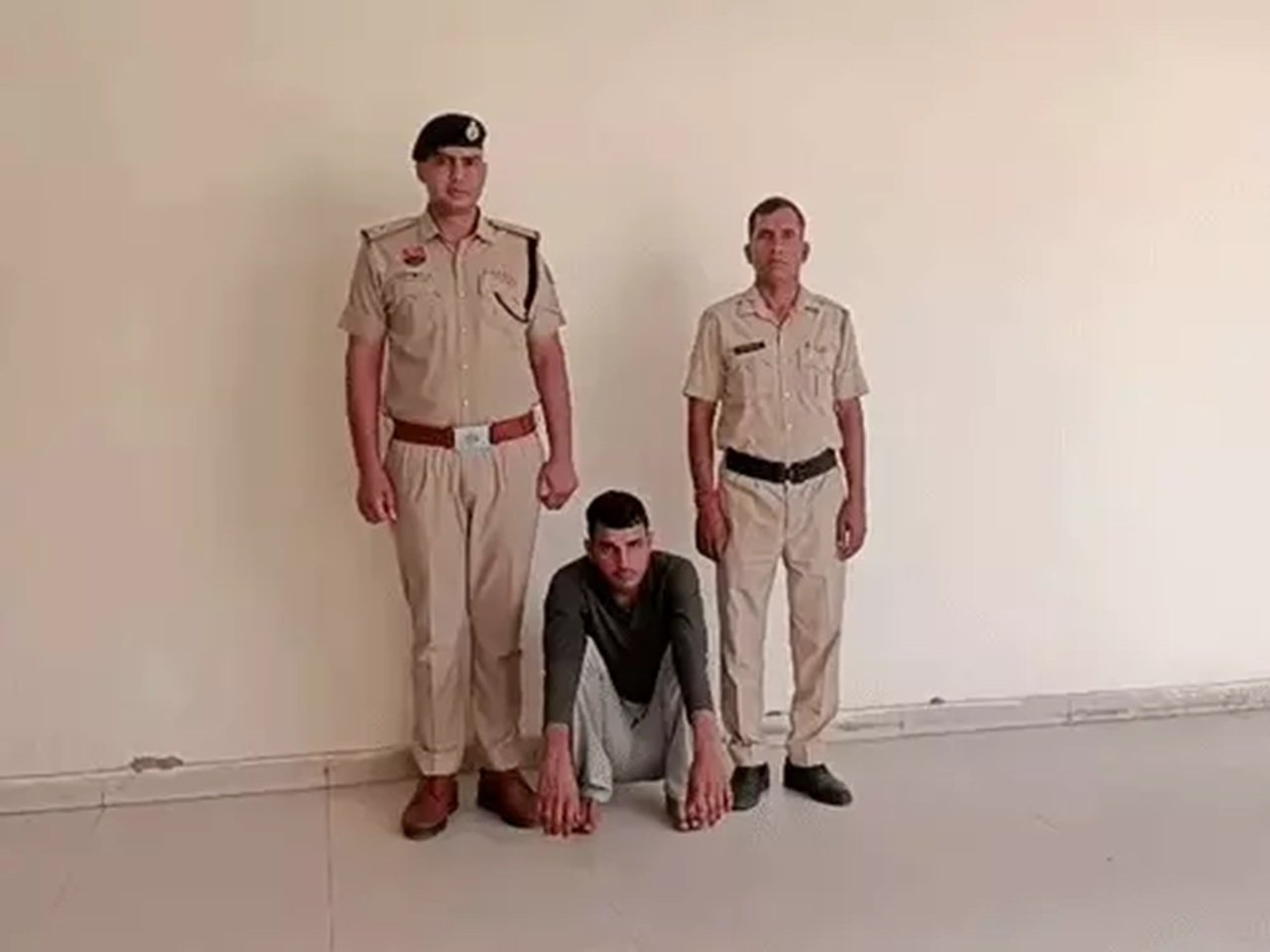 बावल थाना पुलिस द्वारा गिरफ्तार किया गया आरोपी।