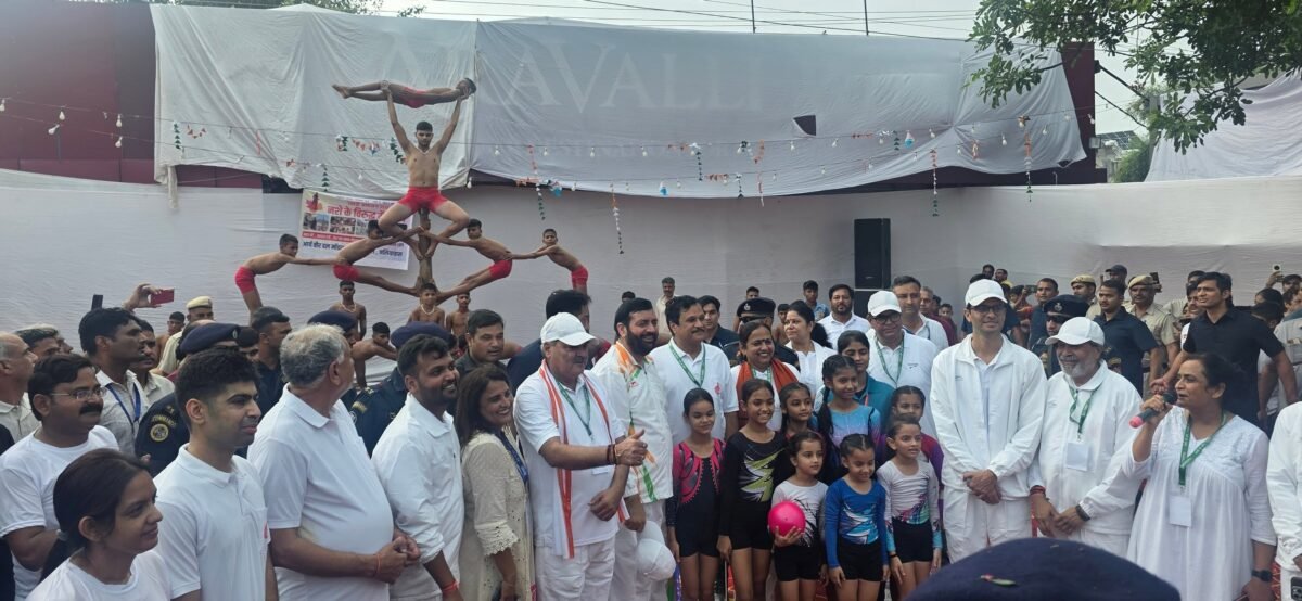 नशा मुक्त हरियाणा के संकल्प के साथ एकजुट हुआ रेवाड़ी! नशा मुक्त हरियाणा के संकल्प के साथ एकजुट हुआ रेवाड़ी!