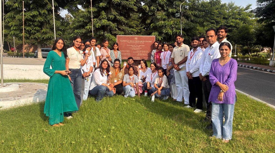 रेवाड़ी। IGU Rewari के मनोविज्ञान विभाग के विद्यार्थियों ने मानेसर स्थित राष्ट्रीय मस्तिष्क अनुसंधान केंद्र (NBRC) का शैक्षणिक भ्रमण किया