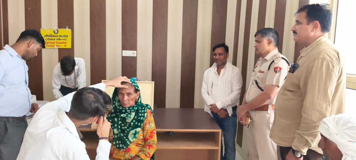 विजय एकता मंच की ओर से डॉ. श्रॉफ्स चैरिटी आई हॉस्पिटल, नई दिल्ली के सहयोग से गांव गुड़ियानी में नि:शुल्क नेत्र जांच शिविर  लगाया