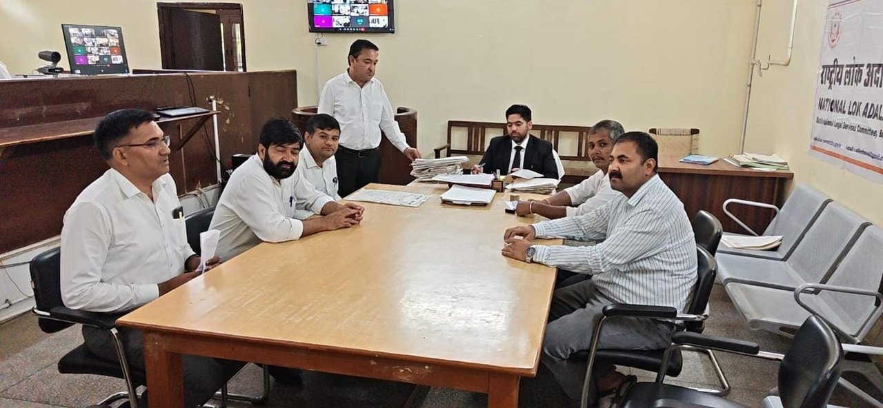 रेवाड़ी जिला मुख्यालय सहित उपमंडल कोसली और बावल के अदालती परिसरों में तृतीय राष्ट्रीय लोक अदालत का  आयोजन किया गया।