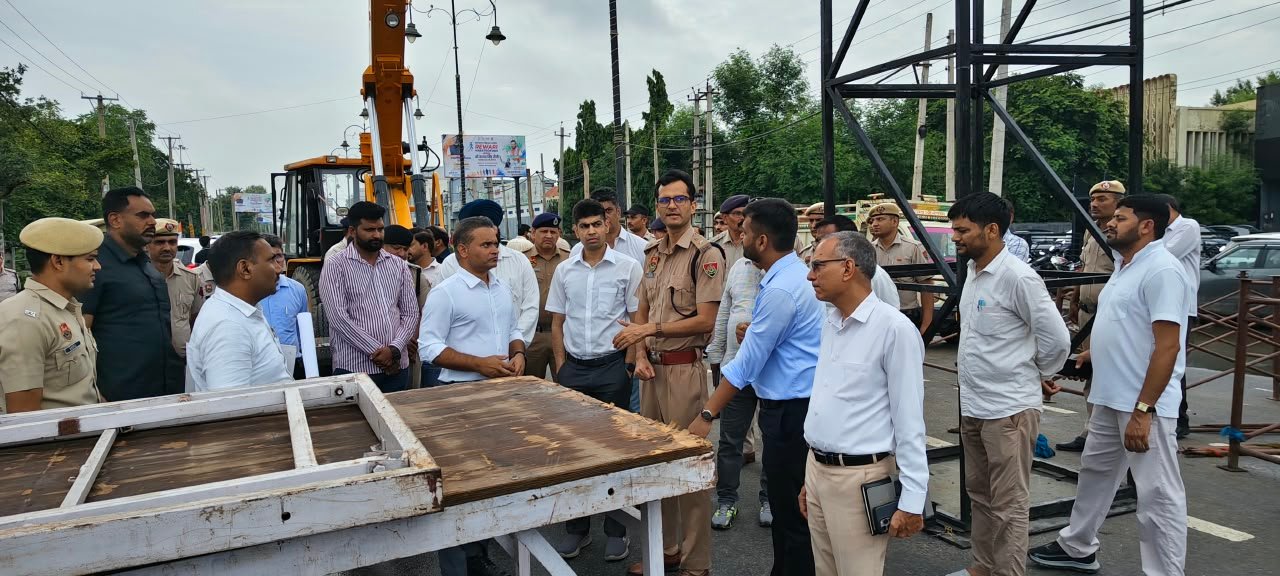 रेवाड़ी हाफ मैराथन : DC-SP ने किया आयोजन स्थल का निरीक्षण