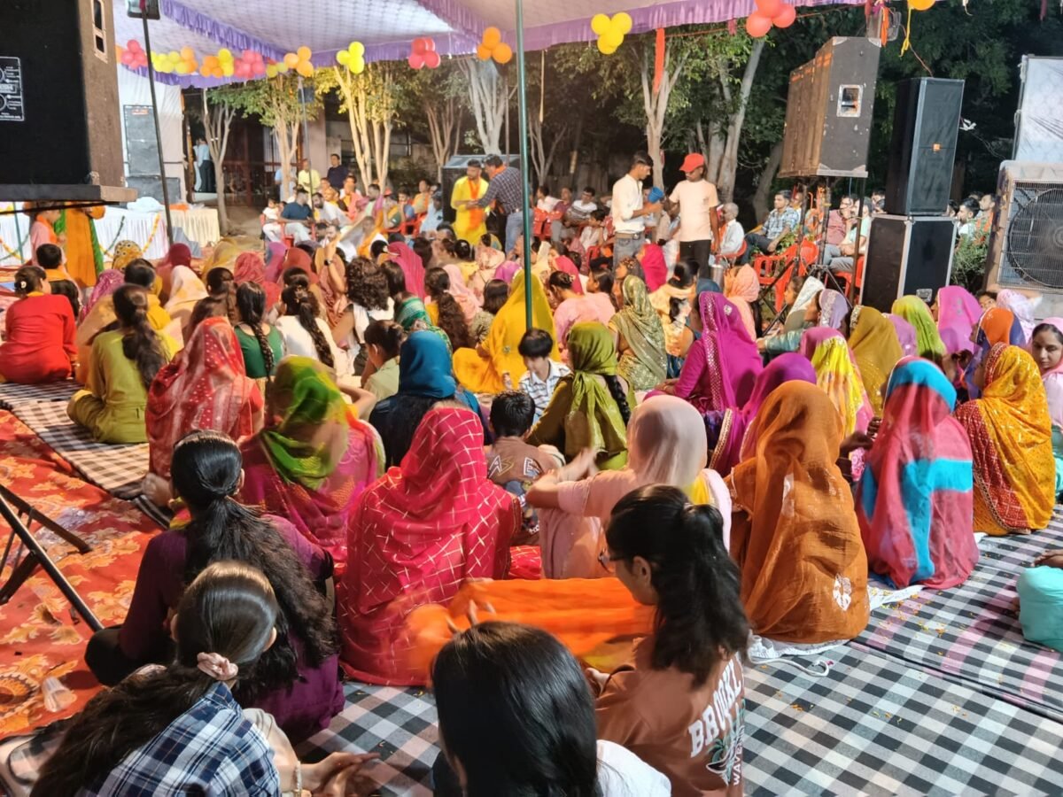 सेक्टर-4 शिव मंदिर में बाबा रामदेव जी का जागरण