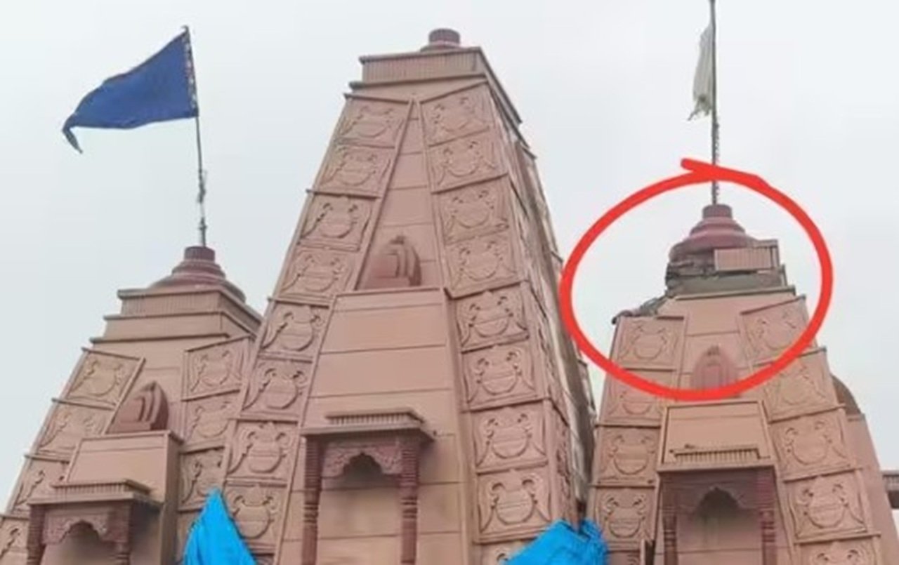 राजस्थान में खाटू श्याम मंदिर पर गिरी आकाशीय बिजली