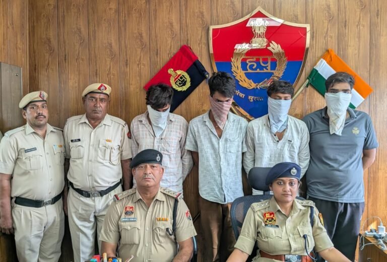 रेवाड़ी में जिला पार्षद का बेटा निकला लुटेरा: जीजा व साथियों संग मिलकर कैब चालक को बनाया बंधक, गाड़ी, मोबाइल व ₹20,000 लूटे