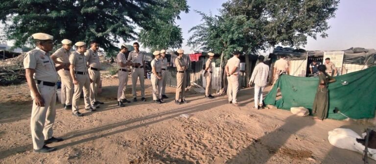 धारूहेड़ा में सीआईए व डॉग स्क्वॉड के साथ चलाया स्पेशल सर्च ऑपरेशन