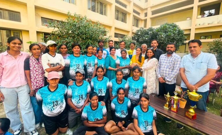 राजकीय महाविद्यालय खरकड़ामें  खो-खो चैंपियनशिप का समापन, मेजबान टीम ने जीता पुरुष वर्ग का खिताब